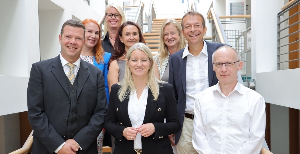 Gruppenbild Besuch der Niedersächsischen Justizministerin